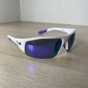 NWOT Nike Skylon Ace XV R EV0859 105 Sunglasses White Purple WITH FLAW